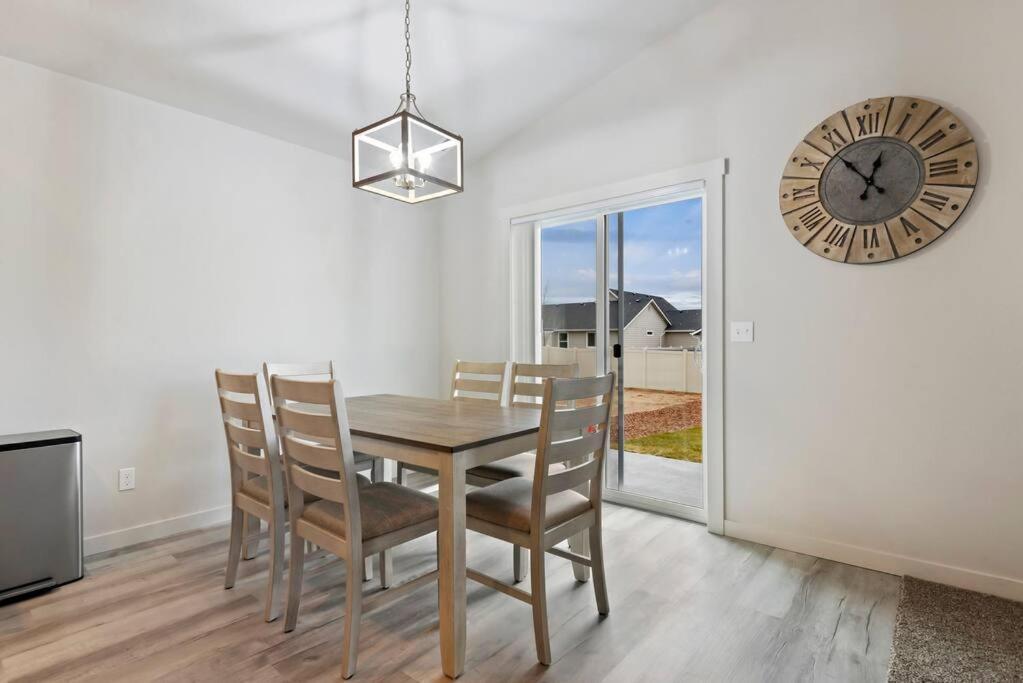Beautiful Brand New Kuna Home! Zewnętrze zdjęcie